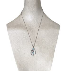 Vintage Silver Tone Teardrop Faux Turquoise Feather Pendant Boho Necklace